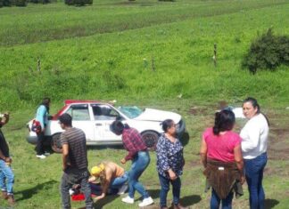 Cuatro muertos y dos lesionados fue el saldo de un choque entre un taxi y un tráiler