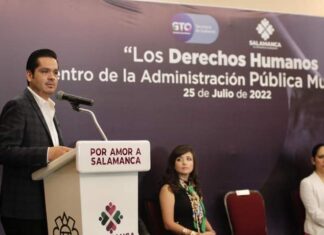 Participa César Prieto en la conferencia «Los Derechos Humanos dentro de la Administración Pública Municipal»