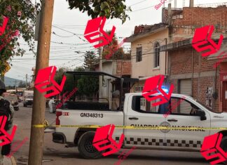 Ejecutan a una pareja al interior de un vehículo en la calle Benito Juárez en Celaya.