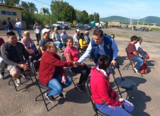 Autoridades municipales en Salvatierra, continúan con la entrega de material para la construcción a bajo costo