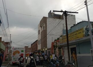 Sujetos armados balacean fachada de un anexo en Valle de Santiago; después le prendieron fuego.