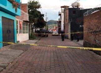 Mientras se encontraba en su camioneta un hombre fue asesinado