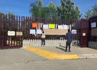 Tres mil 500 estudiantes del IPN entraron en paro.educativo en Silao.