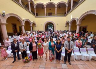 Termina nuevos cursos de elaboración de artesanías en Salvatierra.