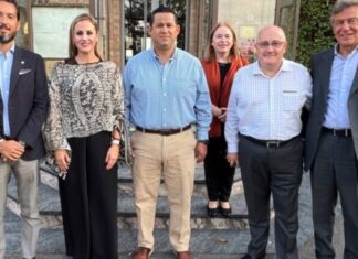 Diego Sinhue se va de gira, ahora a Italia. La semana pasada estuvo en Estados Unidos.