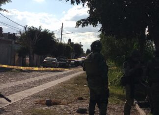 Un hombre fue ejecutado cuando arreglaba su motocicleta en la colonia Misión de la Esperanza en Celaya.