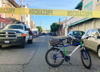 Un menor murió atropellado por pipa de gas en el barrio de El Coecillo en León.