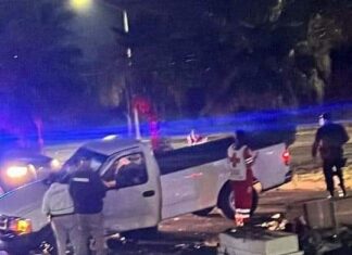 Choque entre dos vehículos dejo un saldo de un menor de edad muerto y once personas más lesionadas.