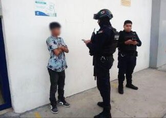 POLICÍA ATIENDE A MENOR EXTRAVIADO