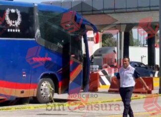 Ataque armado a un autobús de pasajeros en la autopista Celaya- Querétaro, dejo un saldo de una mujer muerta y dos heridos.