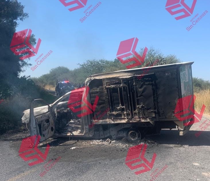 Incendia Una Camioneta De La Empresa Boing En La Carretera Casacuaran ...