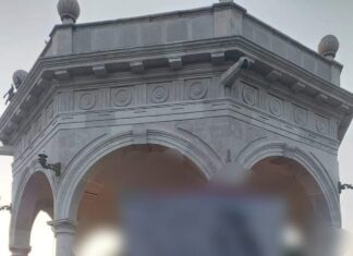 Autoridades policíacas aseguraron mantas con mensajes alusivos a un grupo dellictivo en los municipios de Moroleón, León, Irapuato, Celaya, Guanajuato, Abasolo, Apaseo El Alto, Apaseo El Grande, Juventino Rosas, Salvatierra y Salamanca.