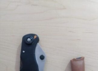 Dos sujetos fueron detenidos por posesión de droga y arma blanca en Guanajuato