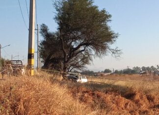 Accidente vehicular dejó un saldo de tres personas sin vida en la carretera Juventino Rosas-Ex Hacienda de Elguera