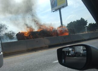 Tráiler incendiado en la carretera Panamericana ocasionó caos vial