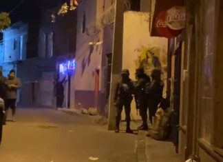 Sicarios persiguen a un hombre en la colonia Álvaro Obregón hasta privarlos de la vida.