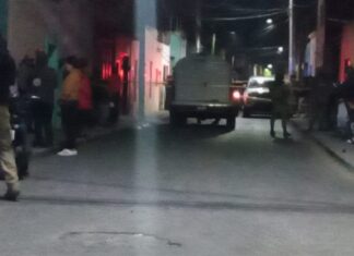 Comando armado asesino a tres integrantes de una familia al interior de una vivienda en la calle Nicolás Bravo en Apaseo El Grande.