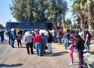 Un muerto y 40 heridos en un choque donde se vio involucrado un autobús de pasajeros en la carretera Silao- Romita.