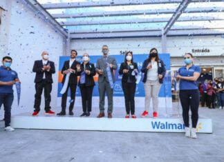 Autoridades Estatales y Municipales inauguran Walmart Irapuato Norte.