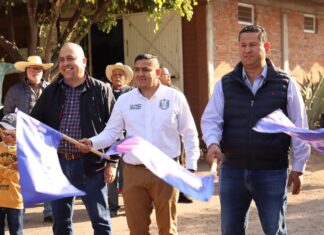 Gira de trabajo del Gobernador del Estado de Guanajuato Diego Sinhue en Santiago Maravatío.