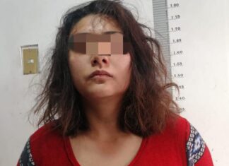 Policía de Guanajuato detuvieron a una fémina por agredir a su propia madre.