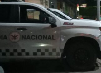 Solitario sujeto asaltó a mano armada, tienda de auto servicio en Tarimoro .