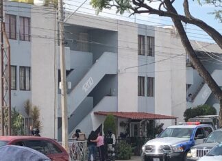 Asesinan a balazos a un hombre en el acceso a los condominios de la colonia Los Pinos en Celaya.