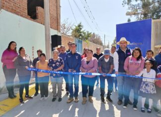 Se entrega Calle Hidalgo en Janicho en Salvatierra