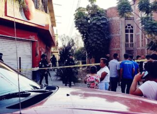 Ejecutan al «pepino» al interior de una barbería en la colonia Ciudad Satélite, en León.