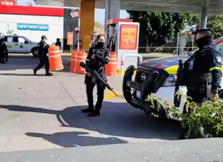 Un hombre fue asesinado balazos en una gasolinera ubicada en la Avenida Faja de Oro, en Salamanca.