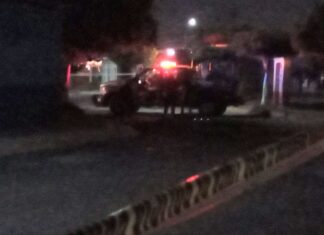Ataque armado en una vivienda de la colonia Villas del Elguera, en Celaya, dejo un saldo de dos personas sin vida y una mas gravemente lesionada.