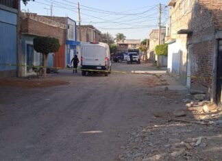 Ejecutan a motociclista en la colonia Ejidal en Celaya.