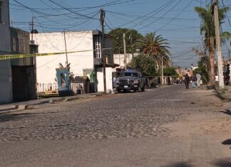 Agreden a balazos en una vivienda a un hombre en la colonia Los Naranjos en Celaya; la víctima de reportó grave, recibió un balazo en la cabeza.