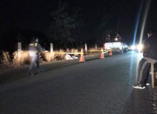 Motociclista se impacta con un objeto fijo y pierde la vida en Celaya