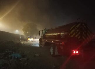 Un adulto y tres menores resultaron lesionados en un incendio de una vivienda en la colonia Tresguerras, en Celaya.