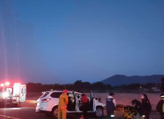 Cuatro personas lesionadas fue el saldo de un choque entre en la caseta de #Cuitzeo