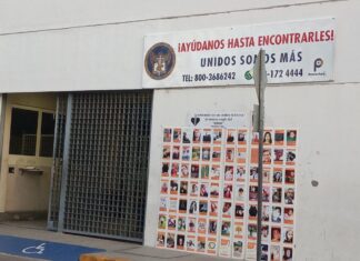 Después de las siete de la noche familiares de las seis mujeres desaparecidas en Celaya, se retiraron de las instalaciones de la Subprocuraduría Región C, sin información alguna.