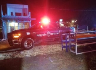 Policía municipal de León en coordinación con policías de Jalisco, aseguraron una camioneta robada con violencia; hay un detenido.