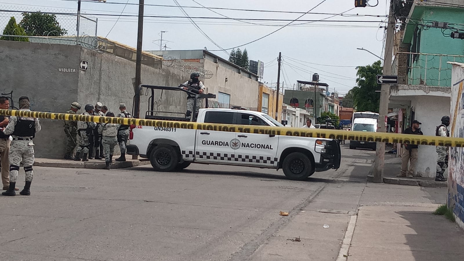 Este Medio Día Un Hombre Fue Asesinado A Balazos En Calle De La Colonia ...