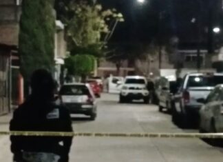 Un hombre fue asesinado a balazos cuando ingresaba a su domicilio en la colonia Paseos del Molino en León.