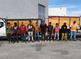 POLICÍA MUNICIPAL DETIENE A 10 HOMBRES POR PRESUNTO ROBO