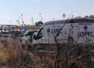 Asesinan a policía y abandonan su cuerpo en un auto en Álvaro Obregón en Mich.