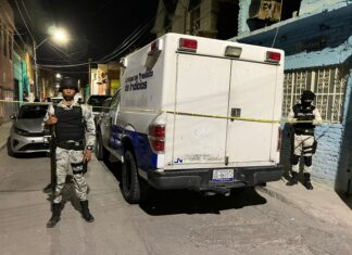 Ataque armado en una vivienda de la colonia Obrera en León, dejo un saldo de un hombre sin vida y una mujer lesionada.
