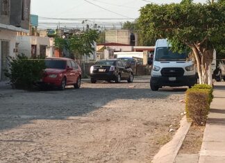 Un hombre fue asesinado al interior de su domicilio en la colonia Geovillas los Sauces, en Celaya.