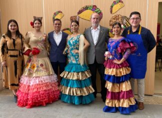 Presentan Festival de la Larga y la Quesadilla en Salvatierra.