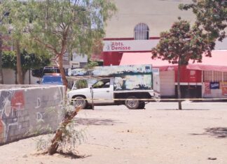 Asesinan a ex elemento de policía al interior de un vehículo que conducia en la colonia Santo Domingo, en León.