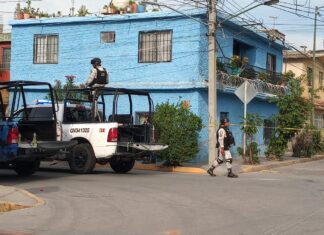 Un joven fue ejecutado en la entrada de un domicilio en la colonia Del Bosque en Celaya.