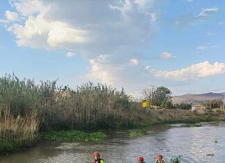 Rescatan el cuerpo sin vida de un hombre que había caído al cauce del Río Laja desde el viernes.