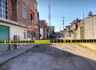 Una pareja de comerciantes fueron asesinados al interior de su domicilio en la colonia Rinconada San Javier en Salamanca.