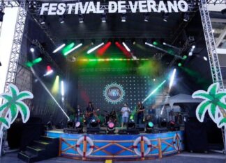 LEONESES Y TURISTAS VIVEN UN VERANO EN LEÓN